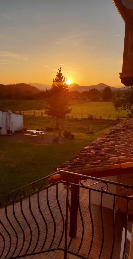 Ferme Auberge Ibarnia Lecumberry Exterior photo